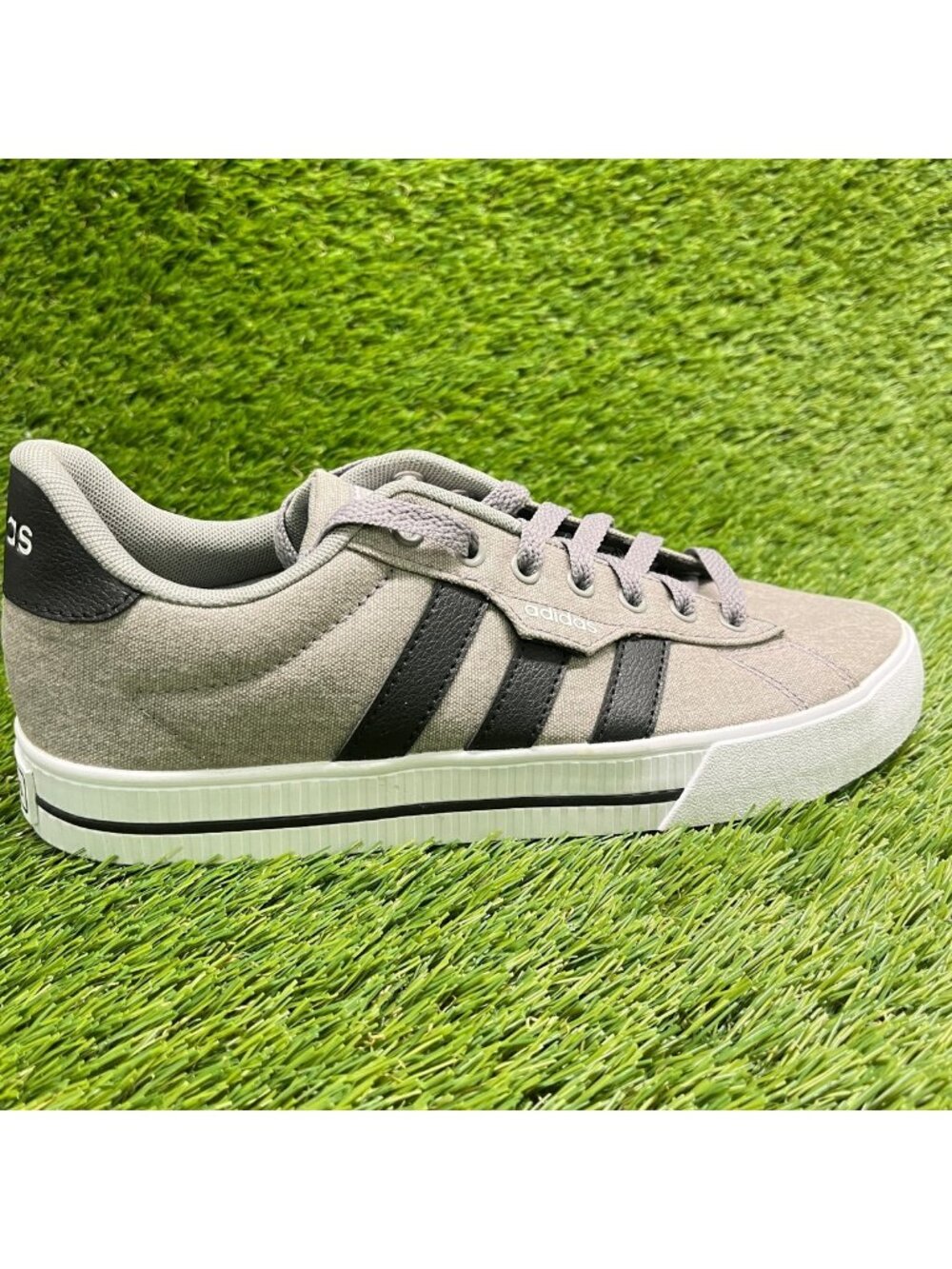 Adidas Daily 3.0 Mens Size 7.5 Gray Black Athletic Lifestyle Shoes Sneakers